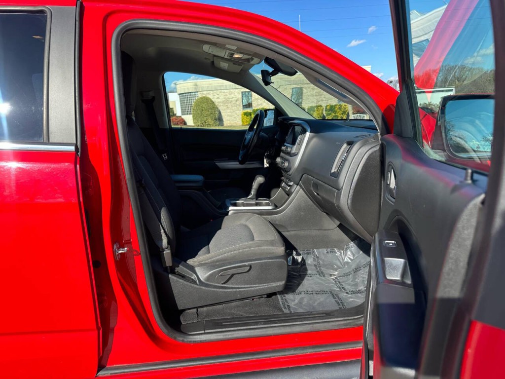 2020 Chevrolet Colorado Image 12