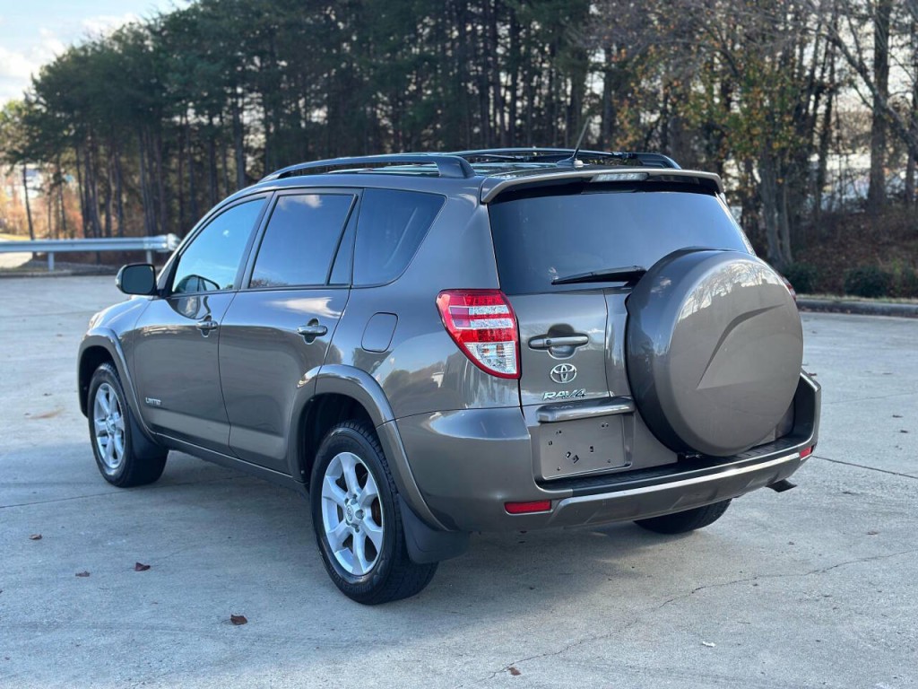 2011 Toyota Rav4 Image 3