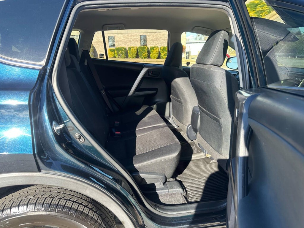 2018 Toyota Rav4 Image 10