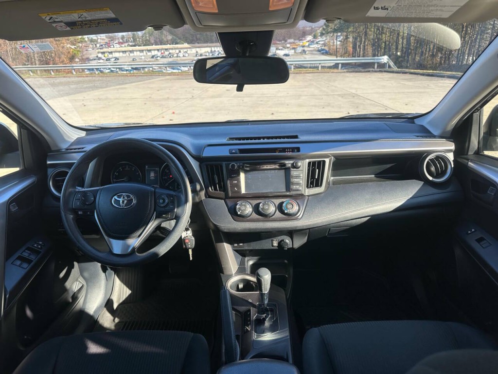 2018 Toyota Rav4 Image 11
