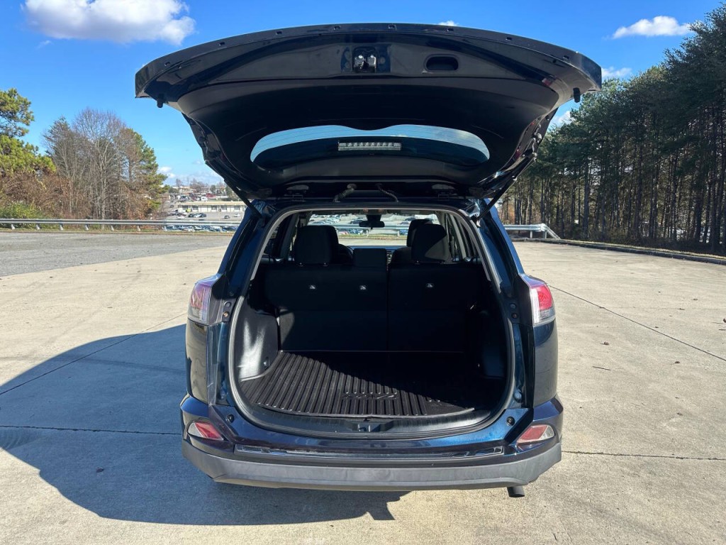 2018 Toyota Rav4 Image 13