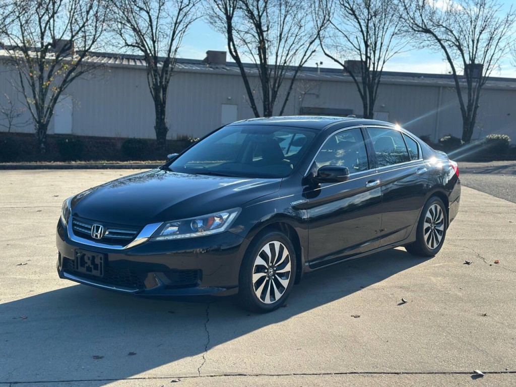 2015 Honda Accord Image 1
