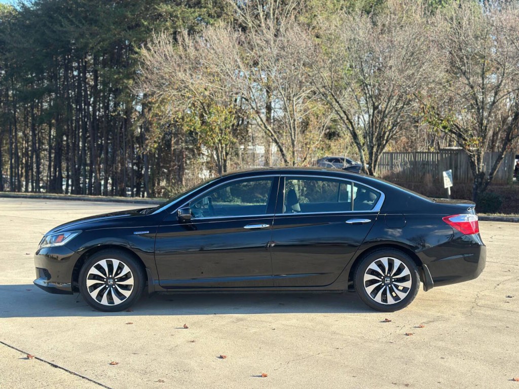2015 Honda Accord Image 2