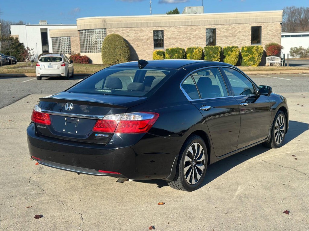 2015 Honda Accord Image 5