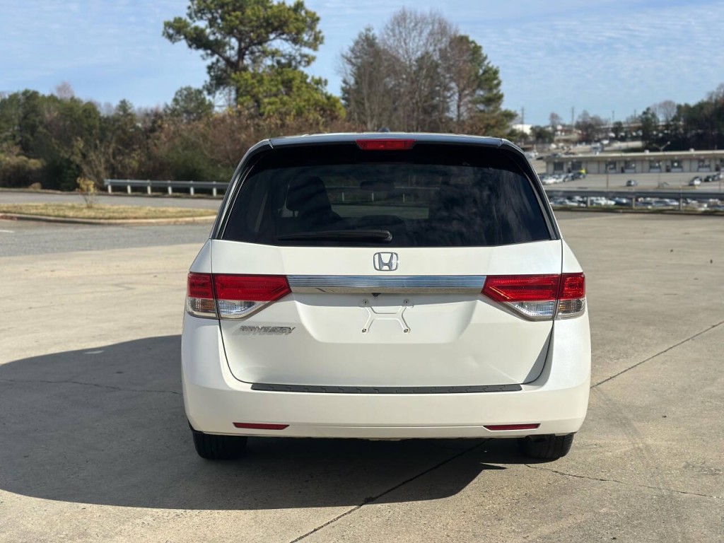 2016 Honda Odyssey Image 4
