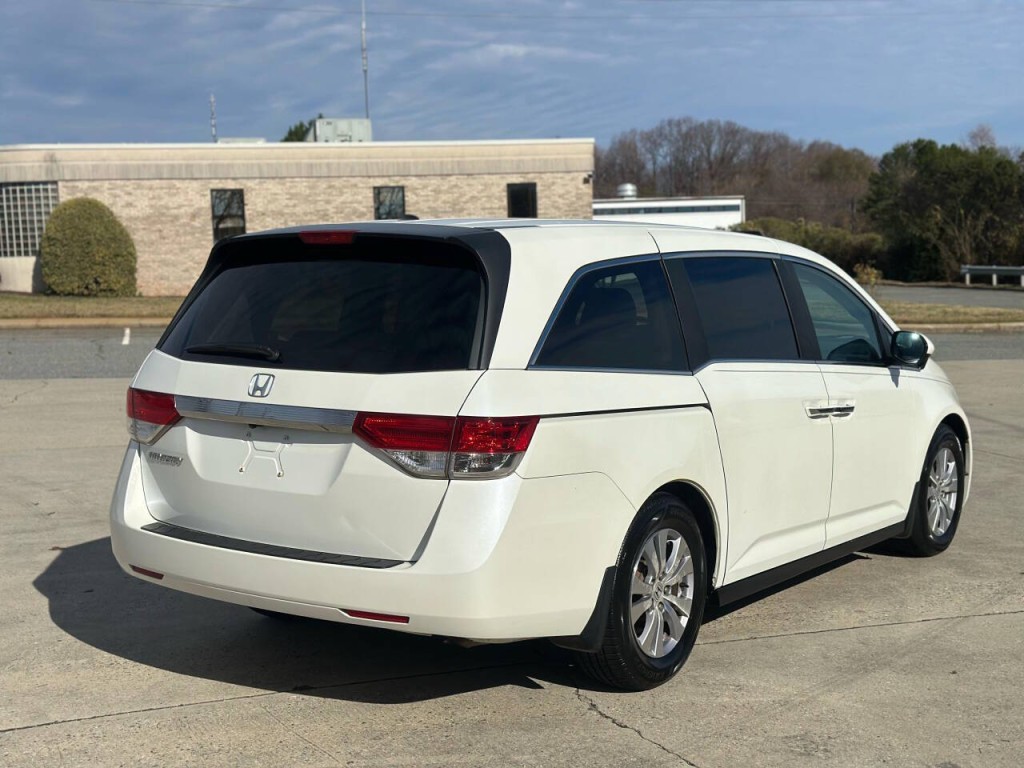 2016 Honda Odyssey Image 5