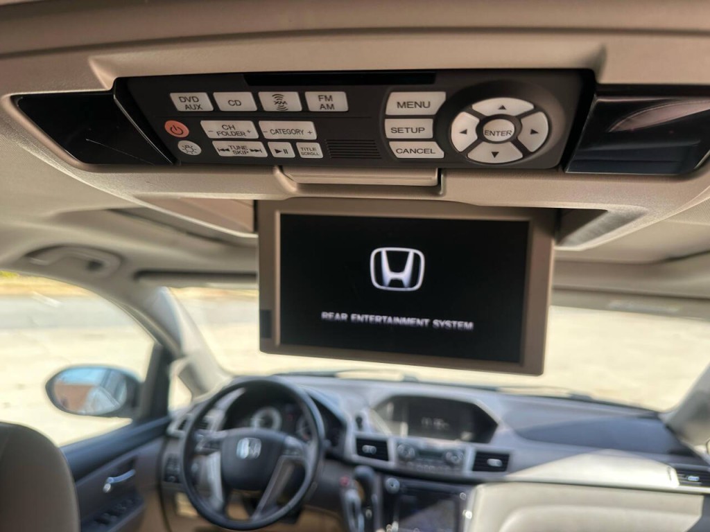 2016 Honda Odyssey Image 21