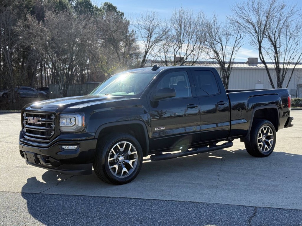 2018 GMC Sierra 1500 Image 1