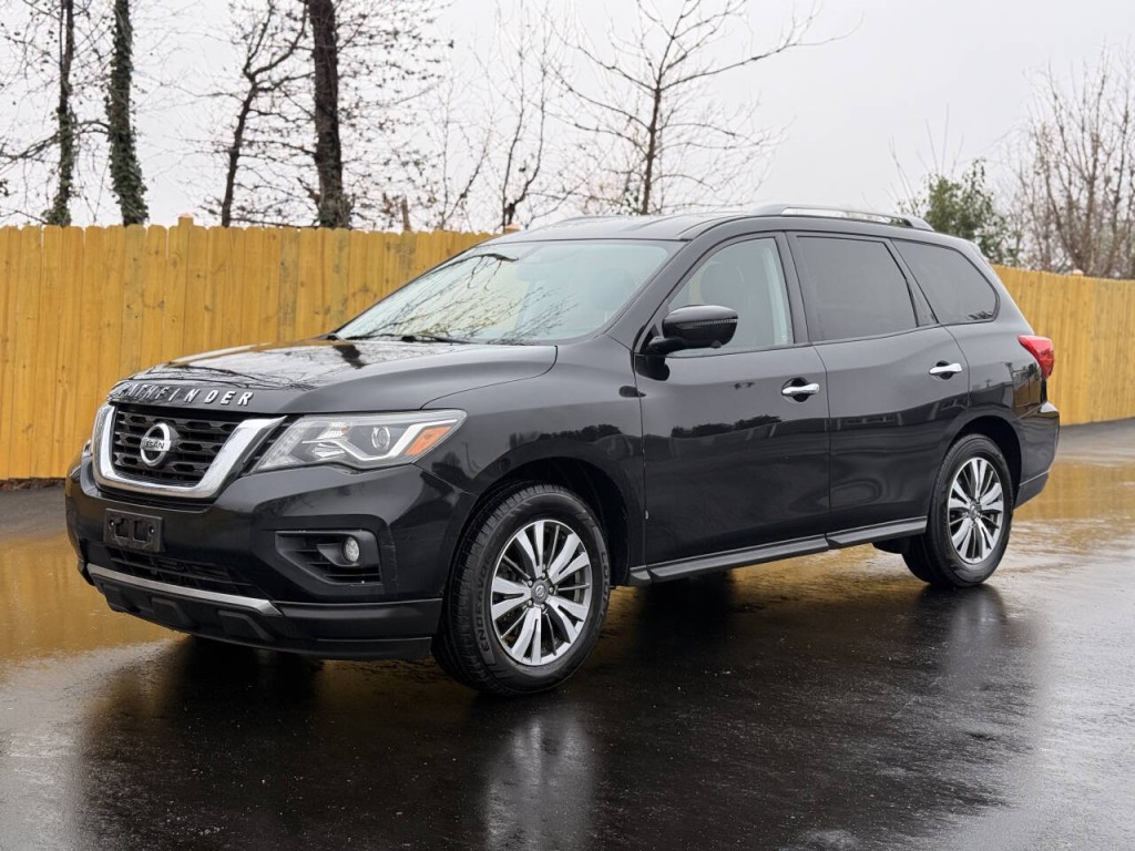 2020 Nissan Pathfinder Image 1