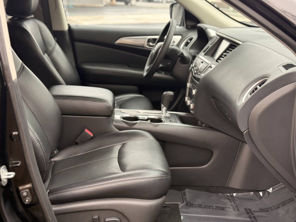 2020 Nissan Pathfinder Image 12