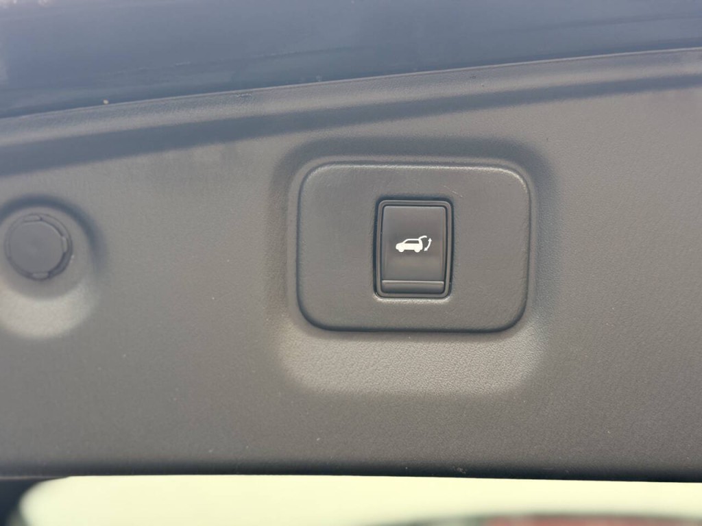 2020 Nissan Pathfinder Image 17