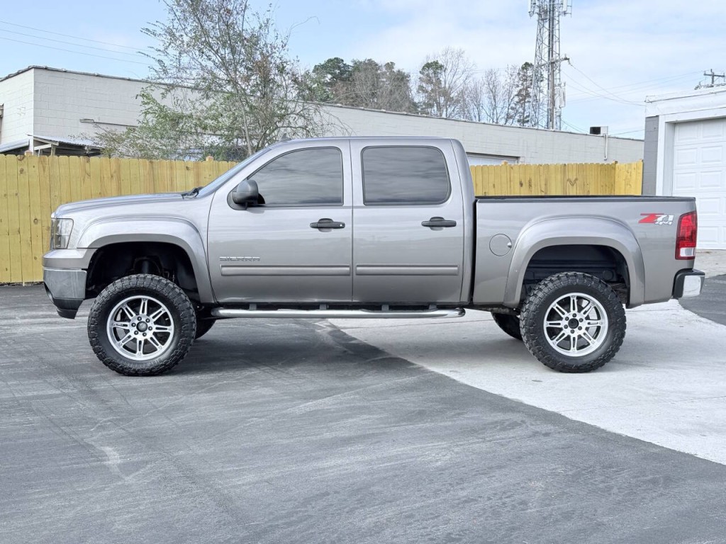 2012 GMC Sierra 1500 Image 2