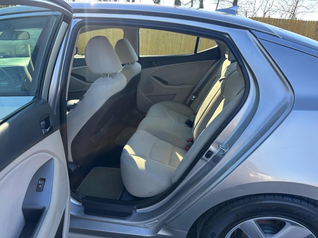 2014 Kia Optima Image 9