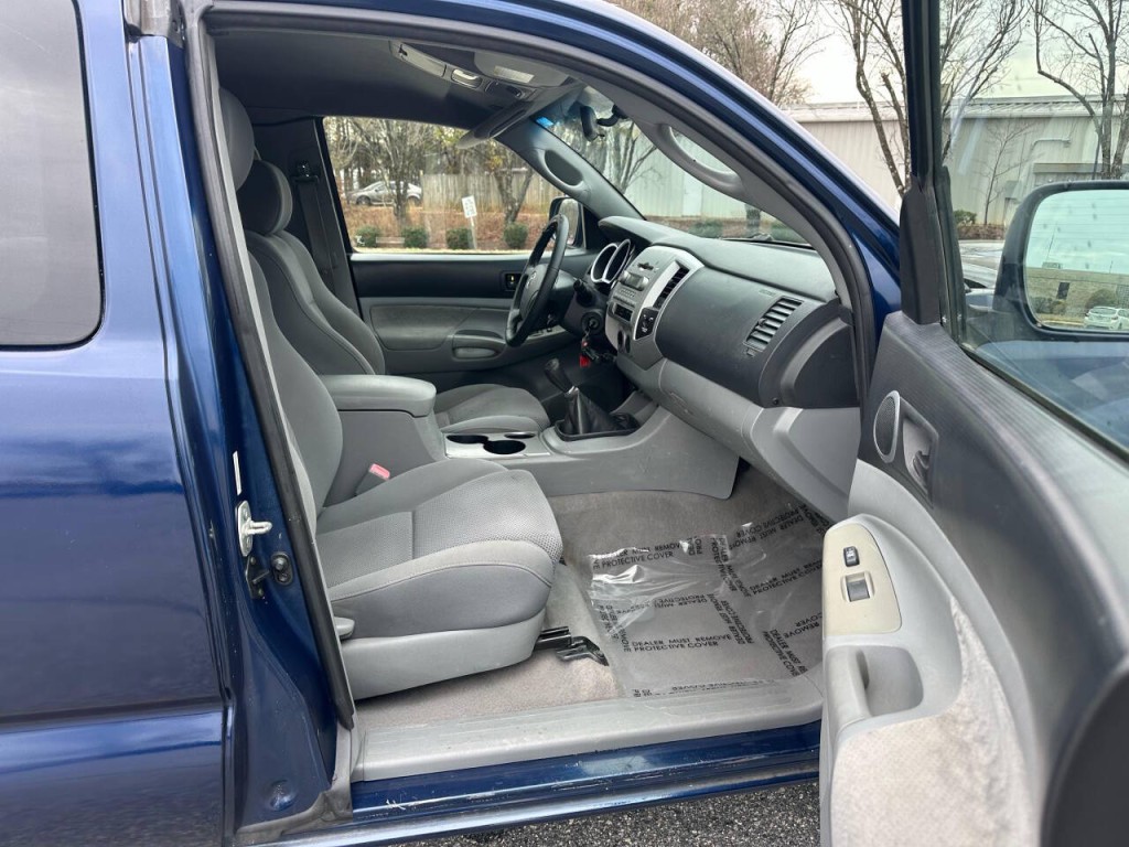 2007 Toyota Tacoma Image 10