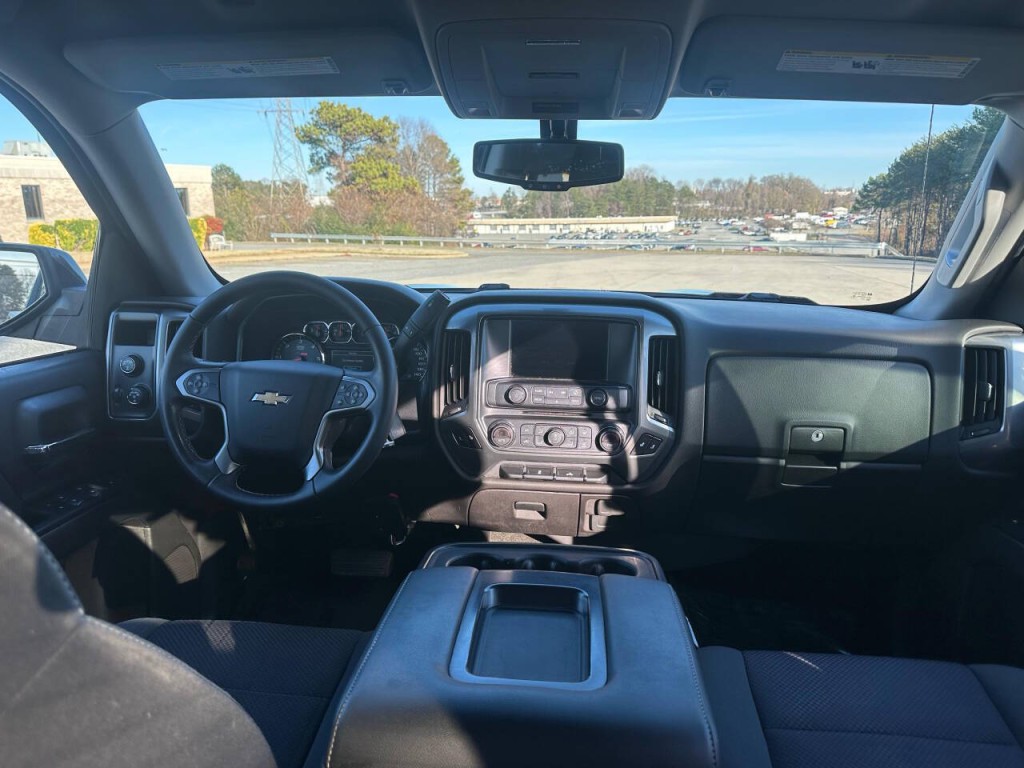 2018 Chevrolet Silverado 1500 Image 11