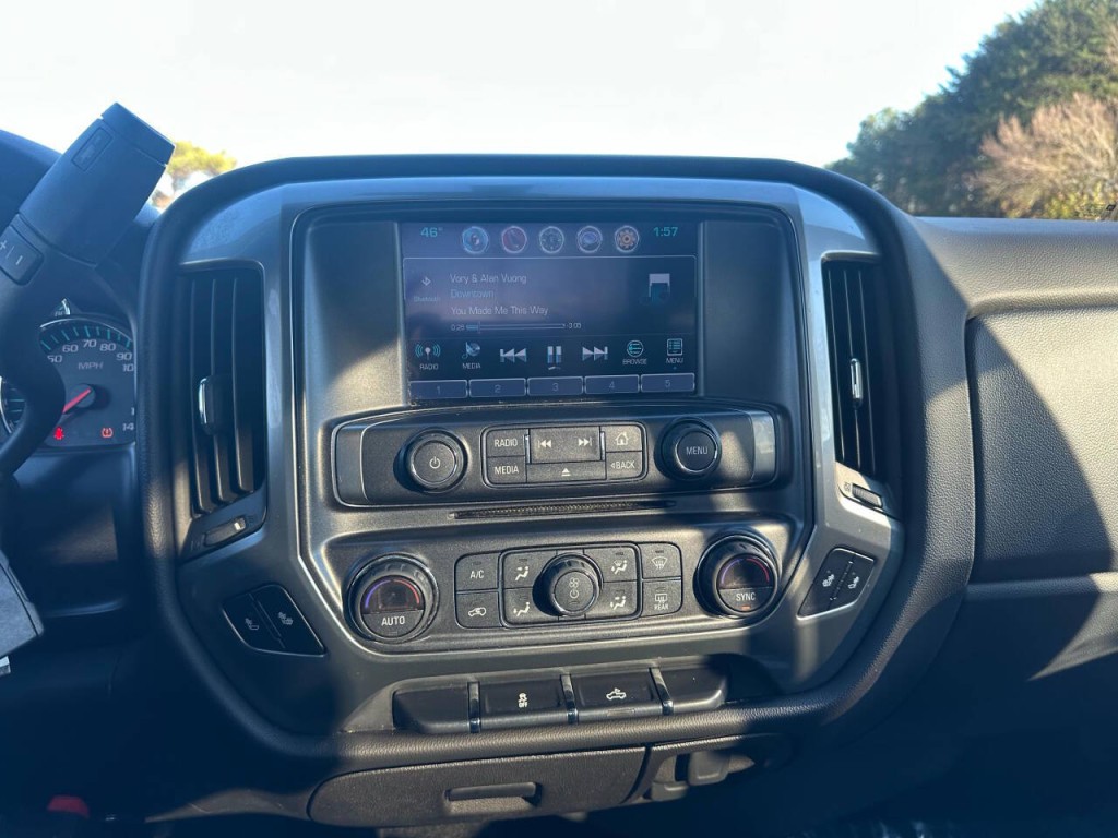 2018 Chevrolet Silverado 1500 Image 15