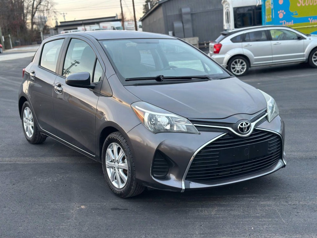 2015 Toyota Yaris Image 7