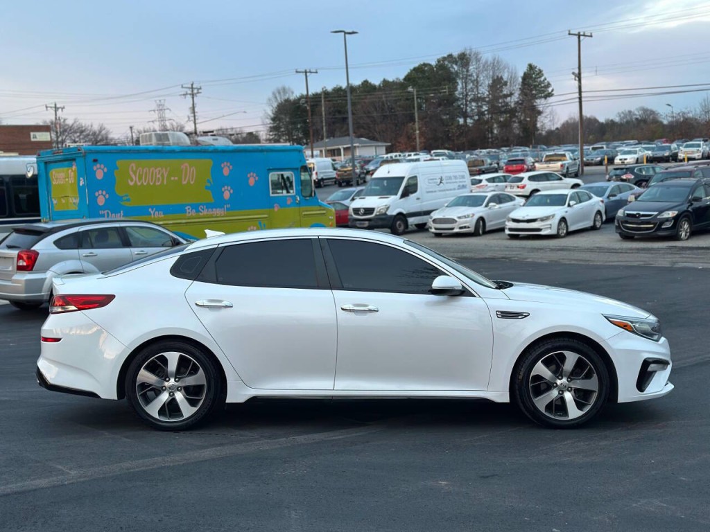 2020 Kia Optima Image 7