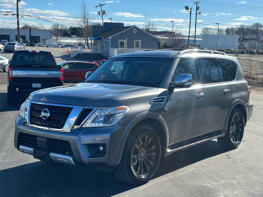 2017 Nissan Armada Image 1