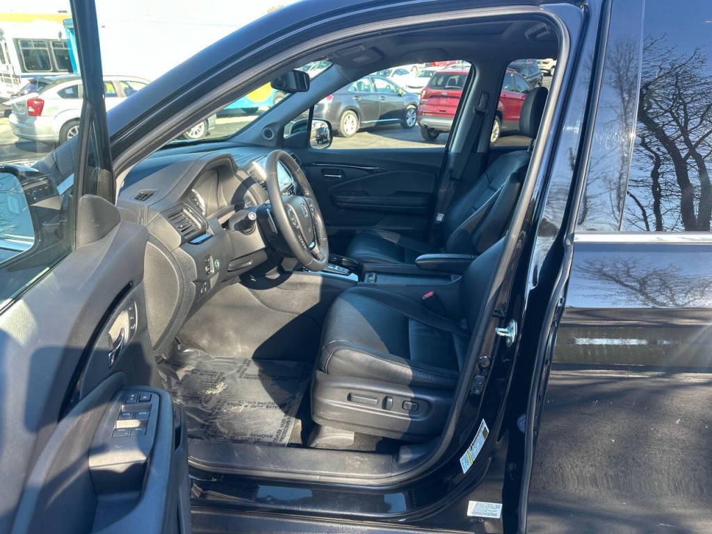 2016 Honda Pilot Image 8