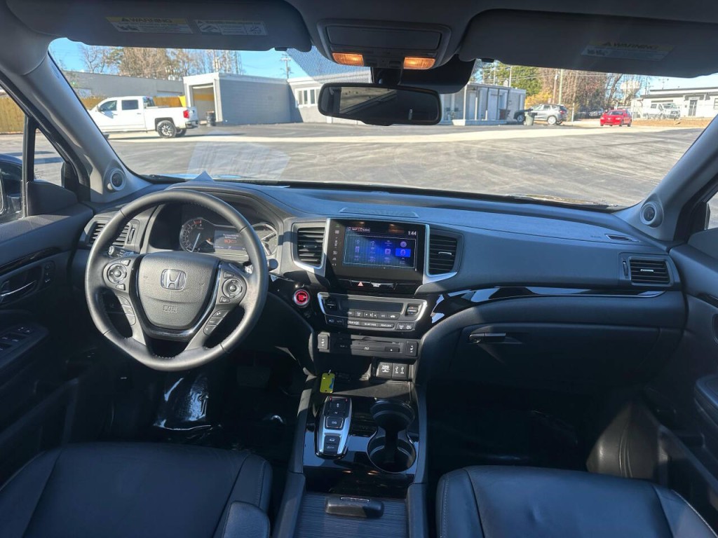 2016 Honda Pilot Image 11