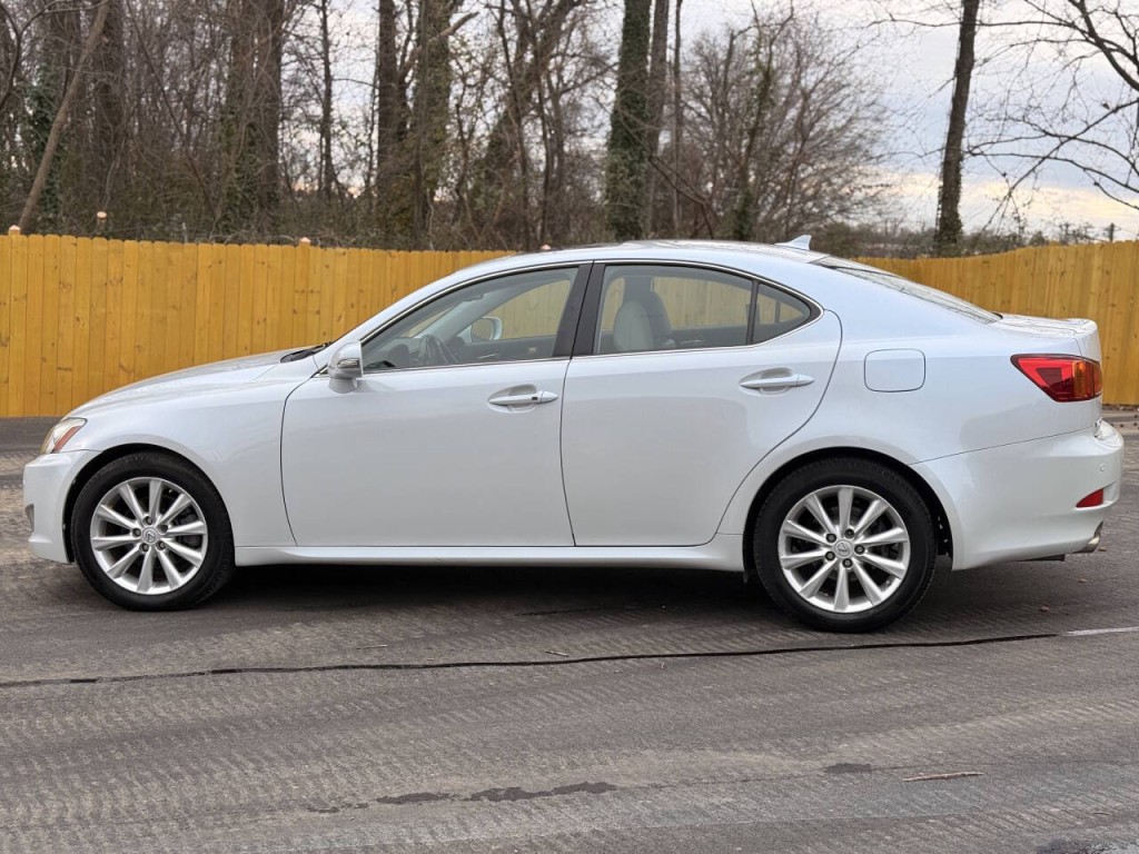 2009 Lexus IS 250 Image 2