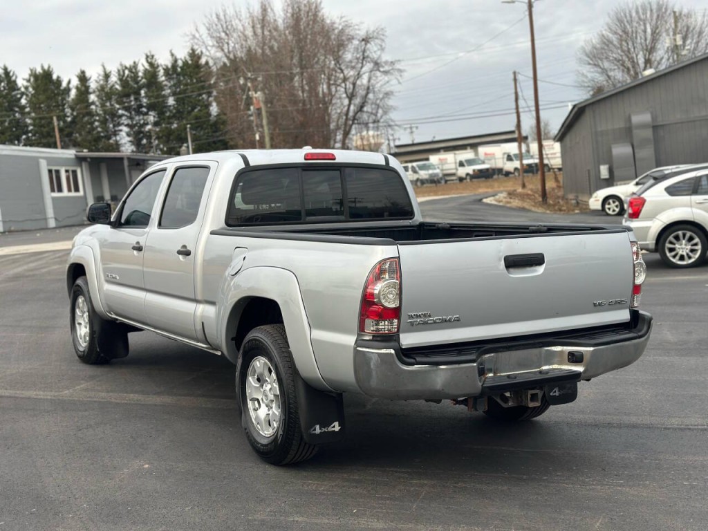 2010 Toyota Tacoma Image 3
