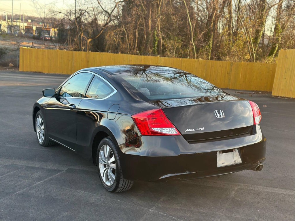 2012 Honda Accord Image 3