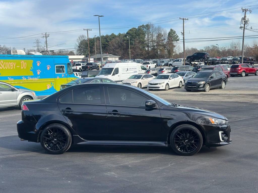 2017 Mitsubishi Lancer Image 6