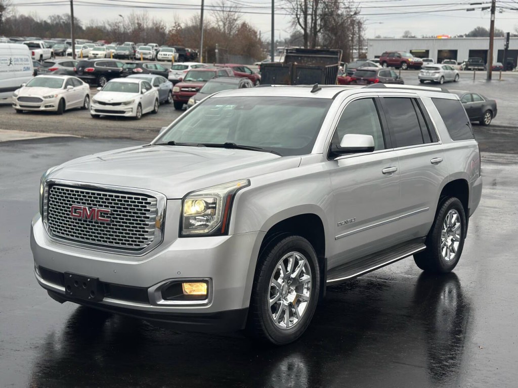 2015 GMC Yukon Image 1