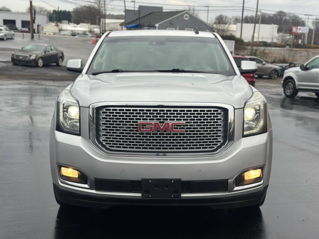 2015 GMC Yukon Image 8