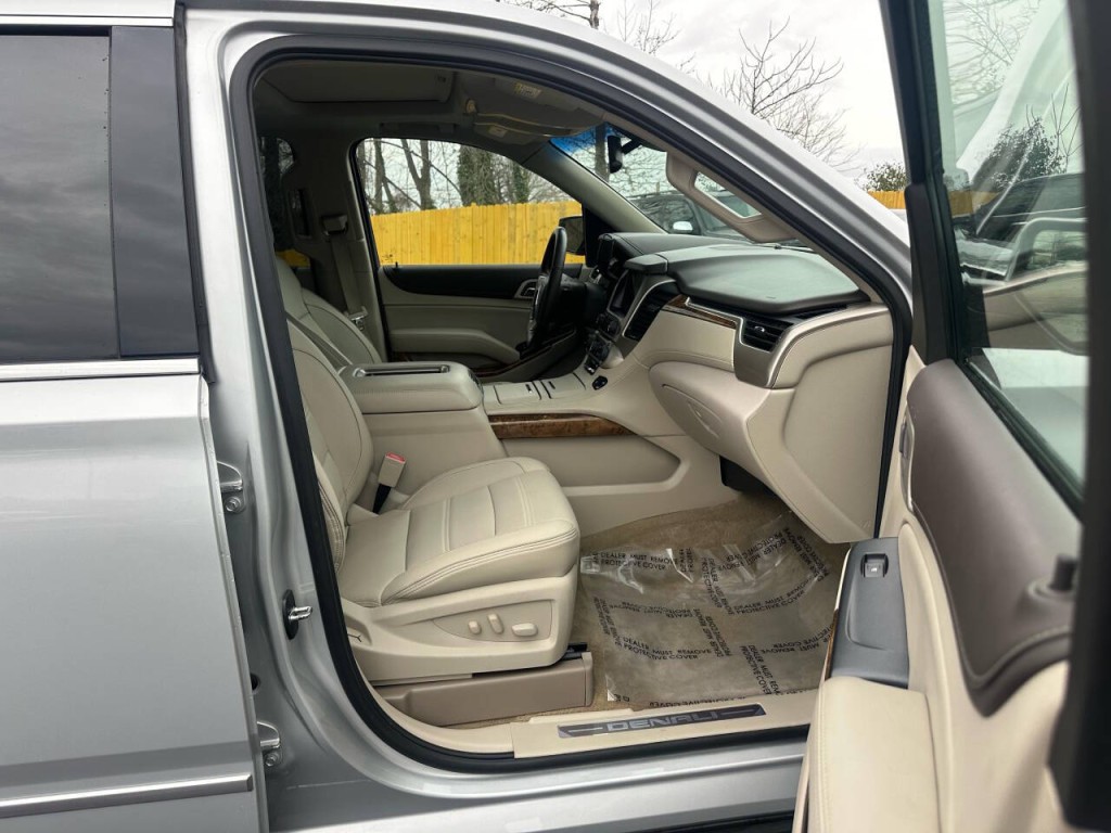 2015 GMC Yukon Image 14