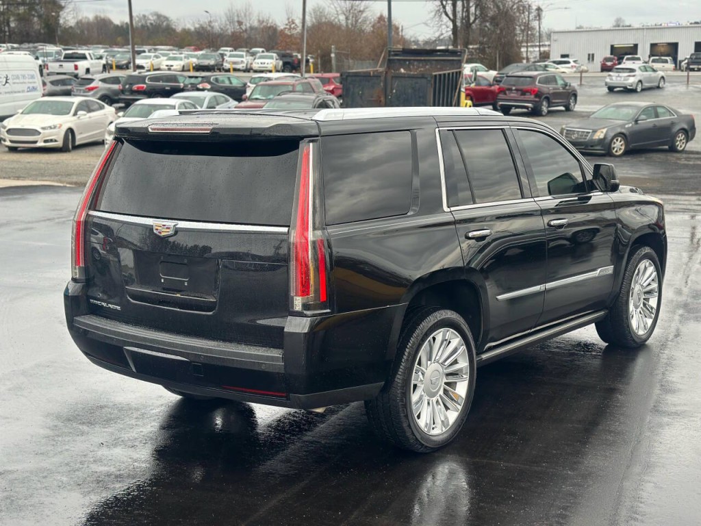 2016 Cadillac Escalade Image 5