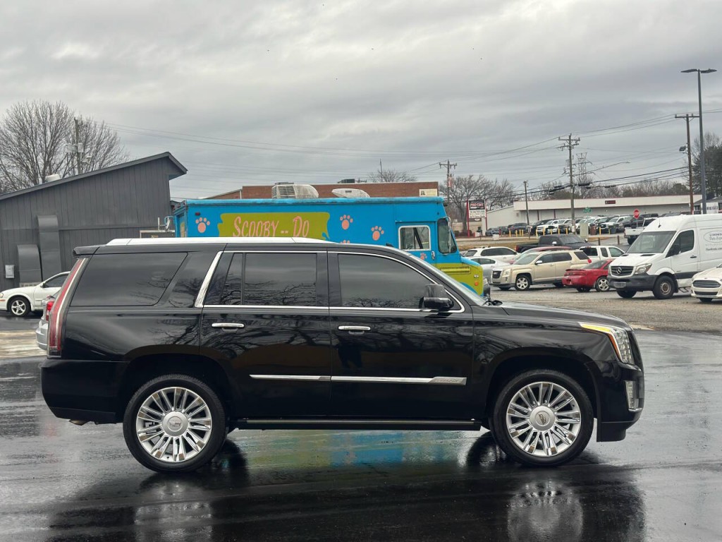 2016 Cadillac Escalade Image 6