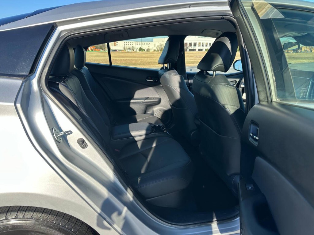 2017 Toyota Prius Image 10