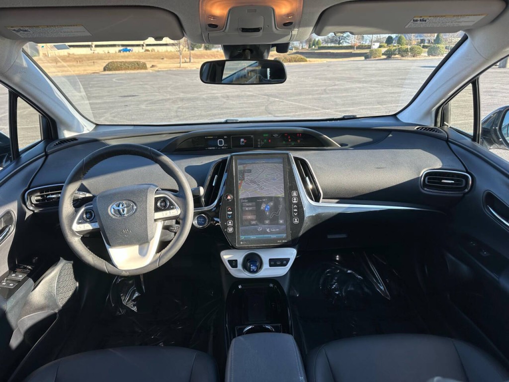 2017 Toyota Prius Image 11