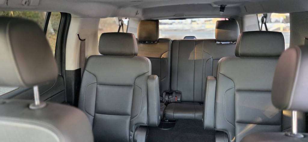 2020 Chevrolet Suburban Image 11