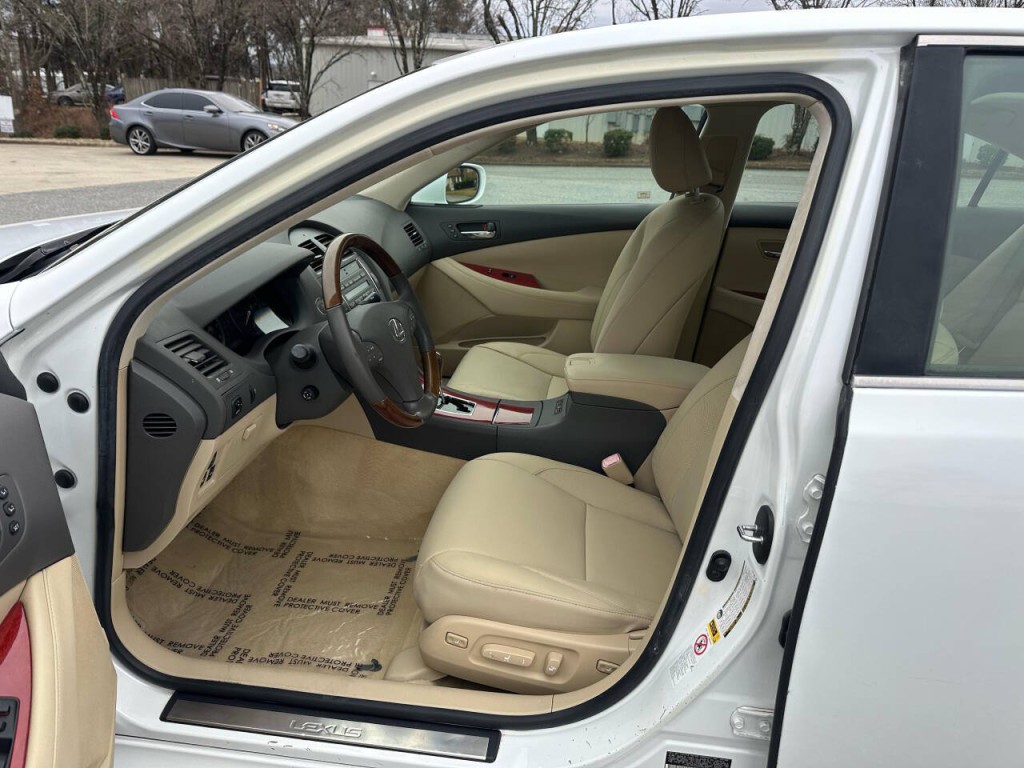 2009 Lexus ES 350 Image 8