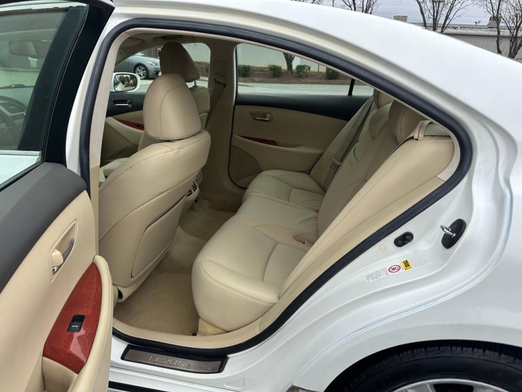 2009 Lexus ES 350 Image 9