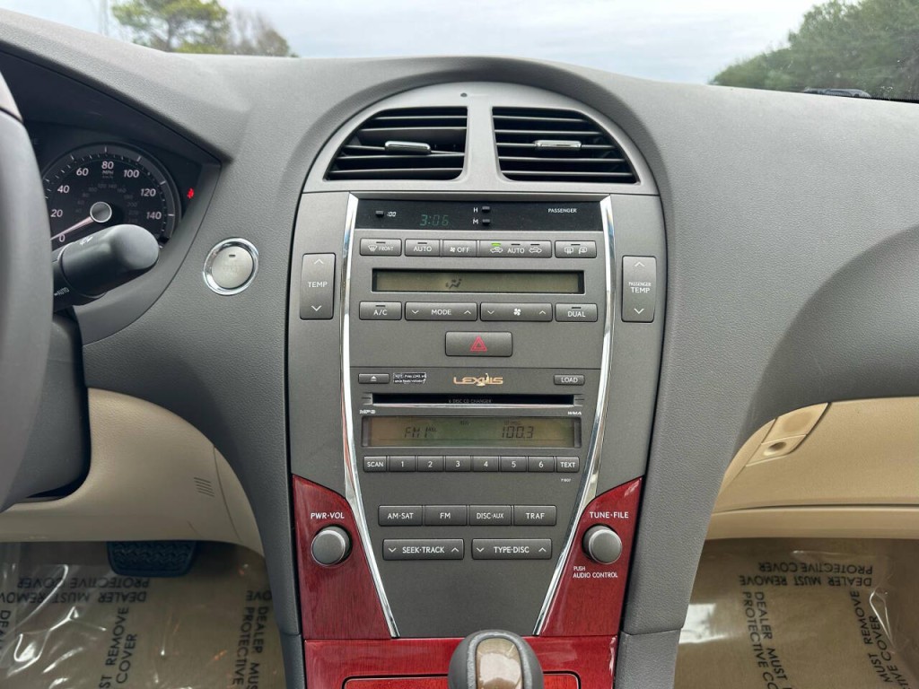 2009 Lexus ES 350 Image 14