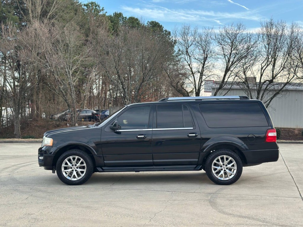 2016 Ford Expedition Image 2