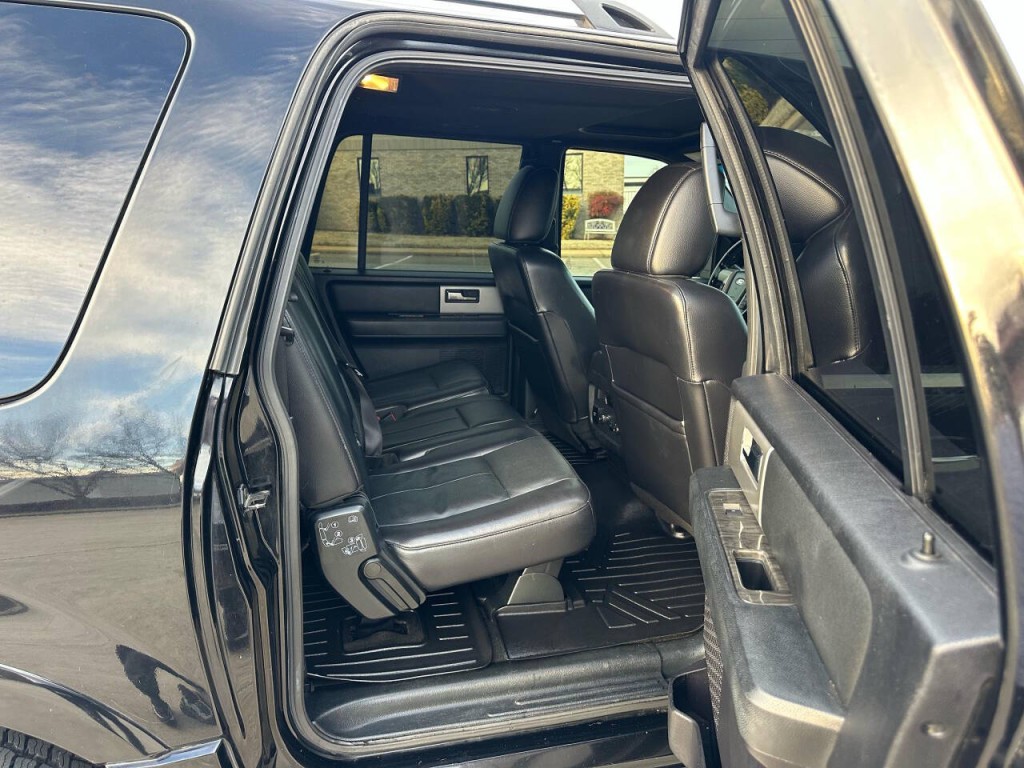 2016 Ford Expedition Image 9