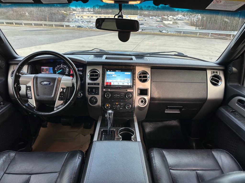 2016 Ford Expedition Image 11