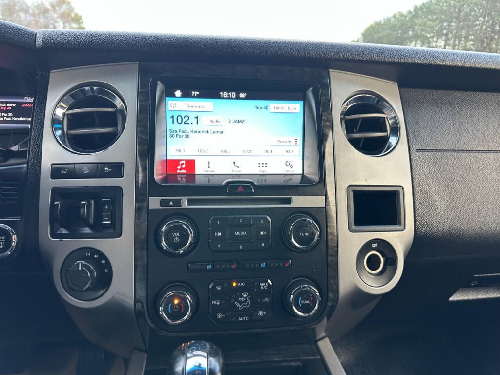 2016 Ford Expedition Image 17