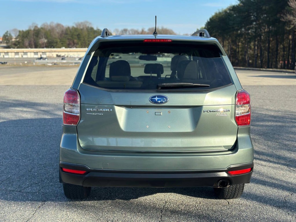 2015 Subaru Forester Image 4