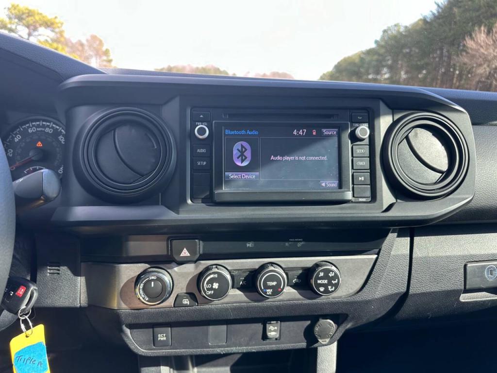 2019 Toyota Tacoma Image 13