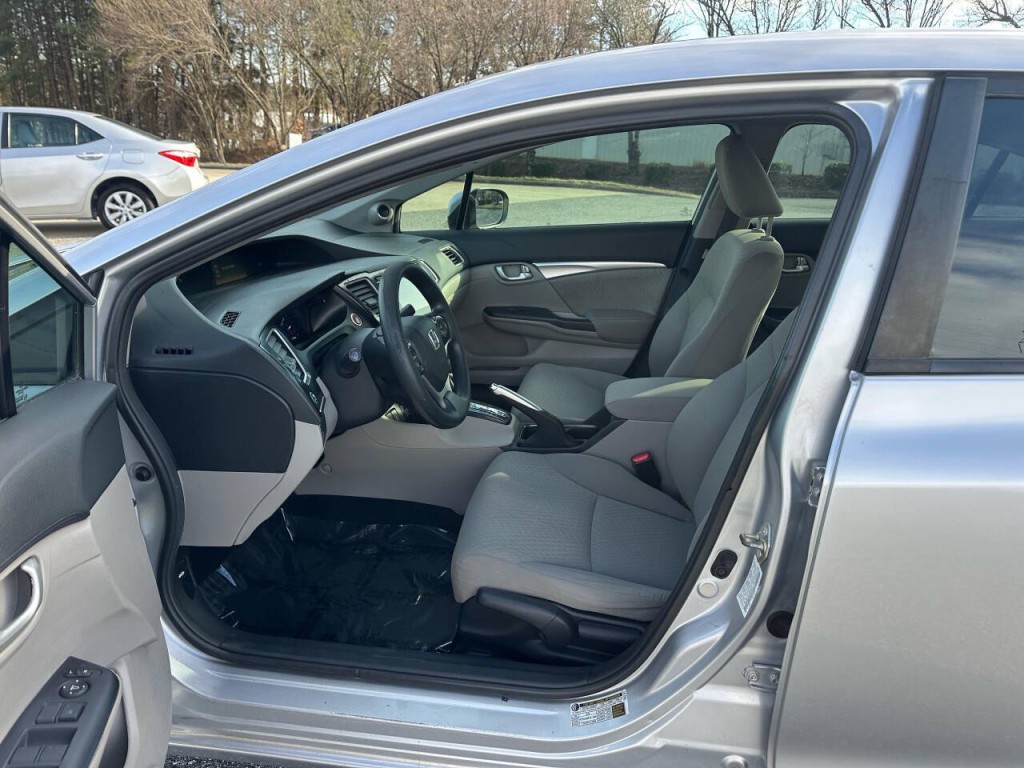 2015 Honda Civic Image 8