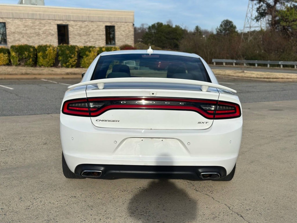 2018 Dodge Charger Image 4