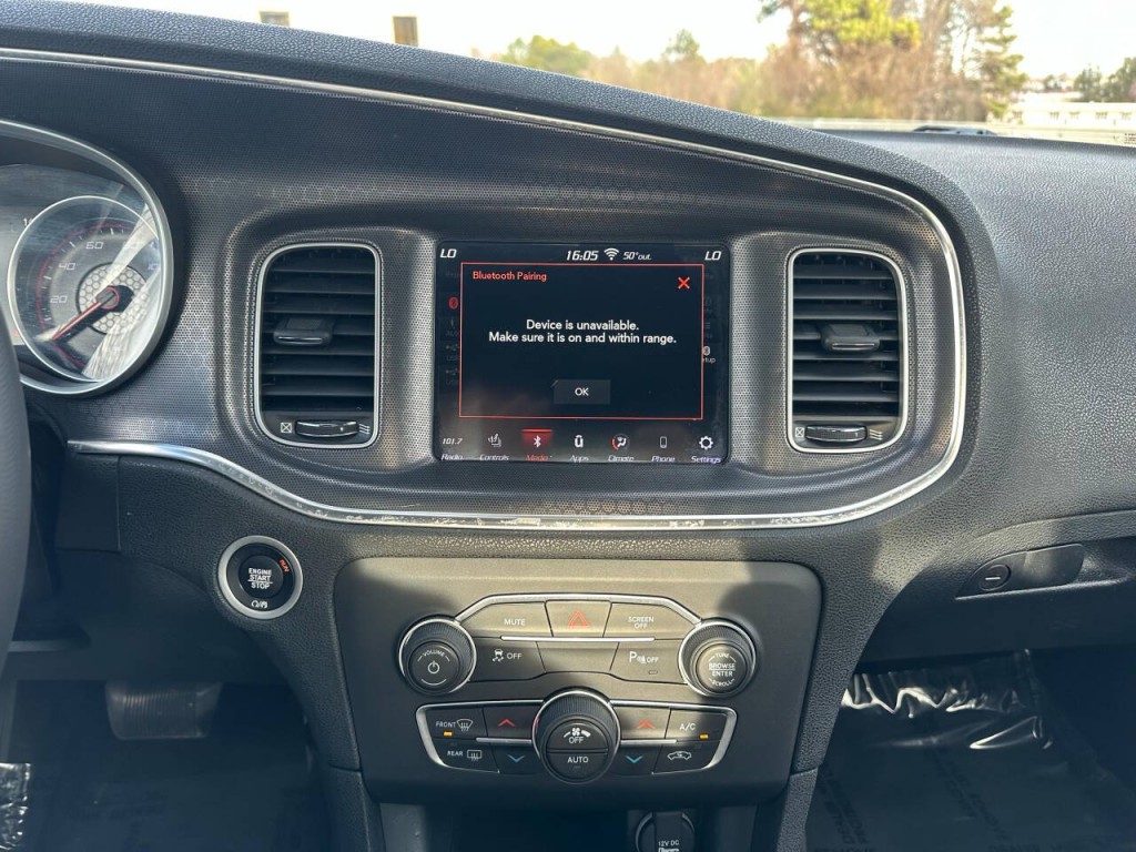 2018 Dodge Charger Image 15