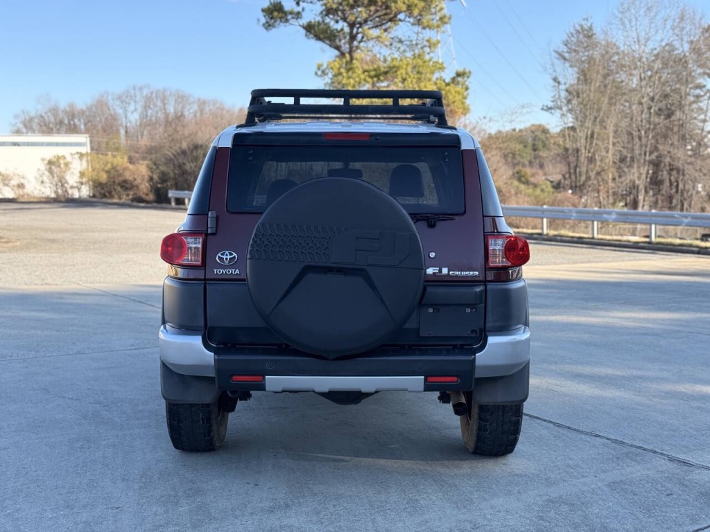 2011 Toyota FJ Cruiser Image 4